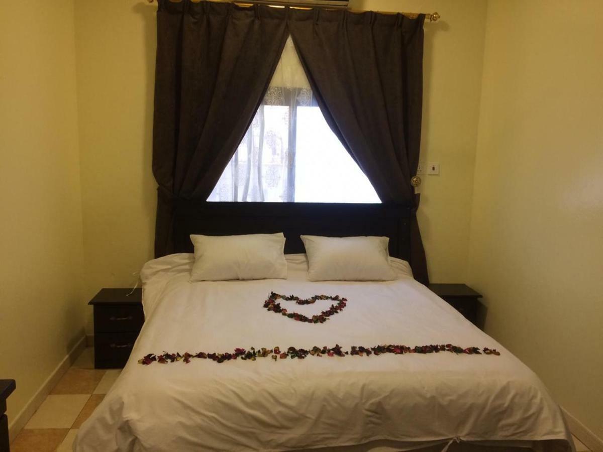 Al Eairy Furnished Apartments - Al Bahah 4 Exterior foto