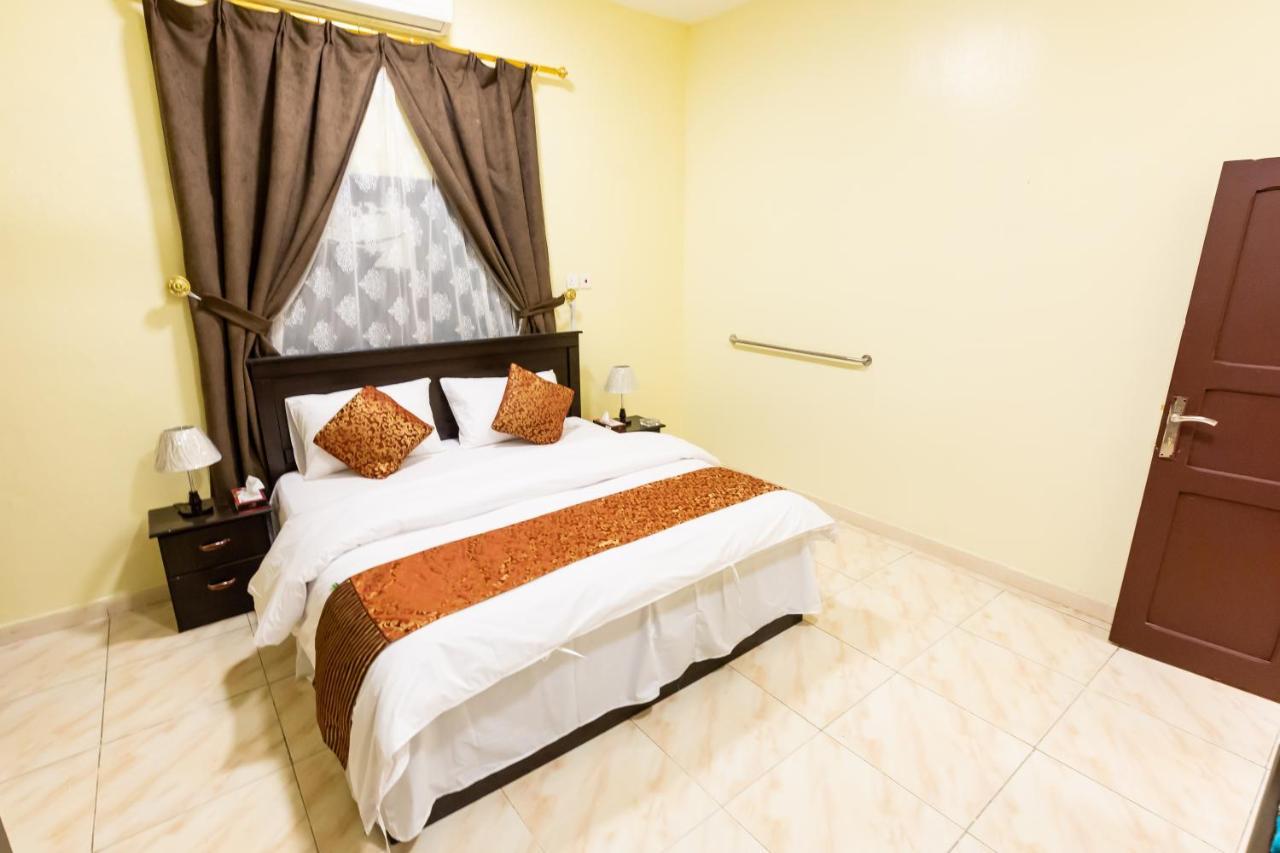 Al Eairy Furnished Apartments - Al Bahah 4 Exterior foto